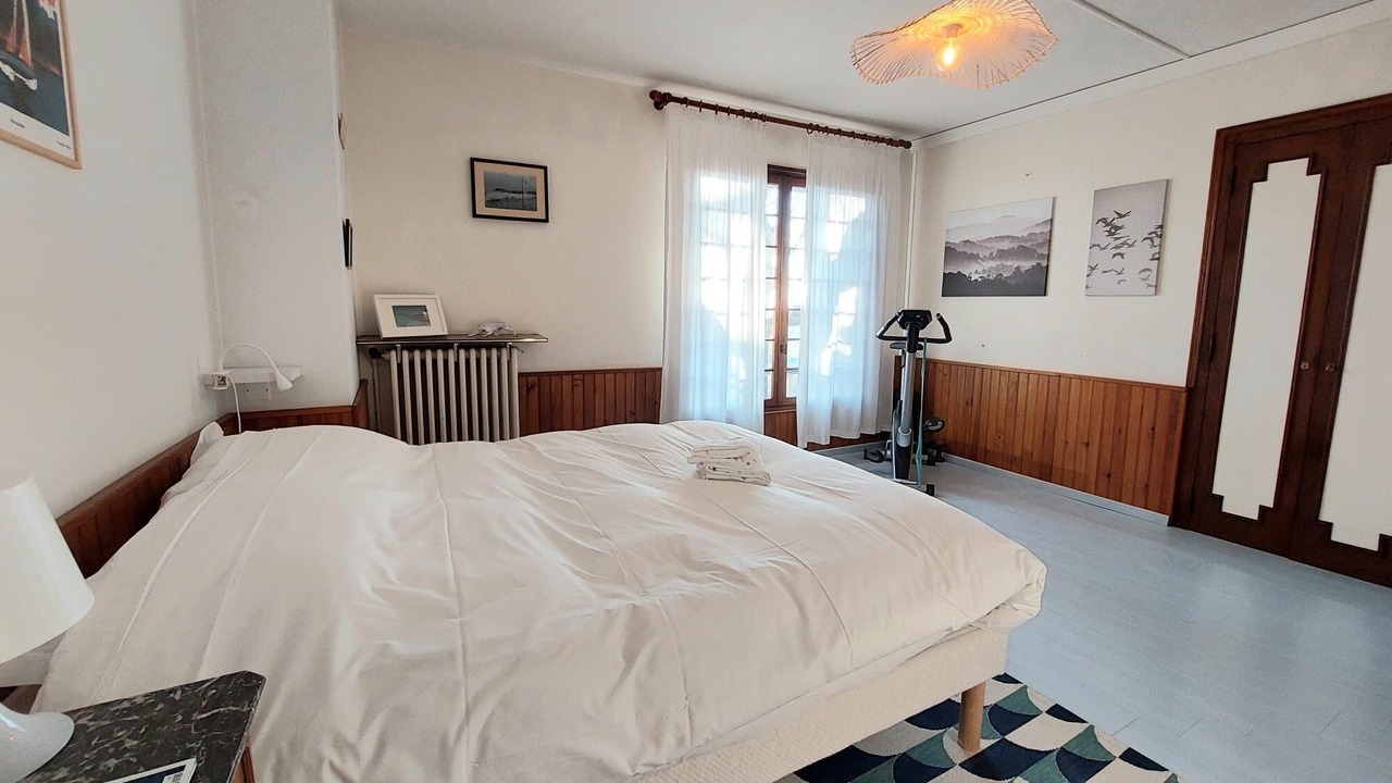 Photo of Bedroom in Montreuil-Bellay