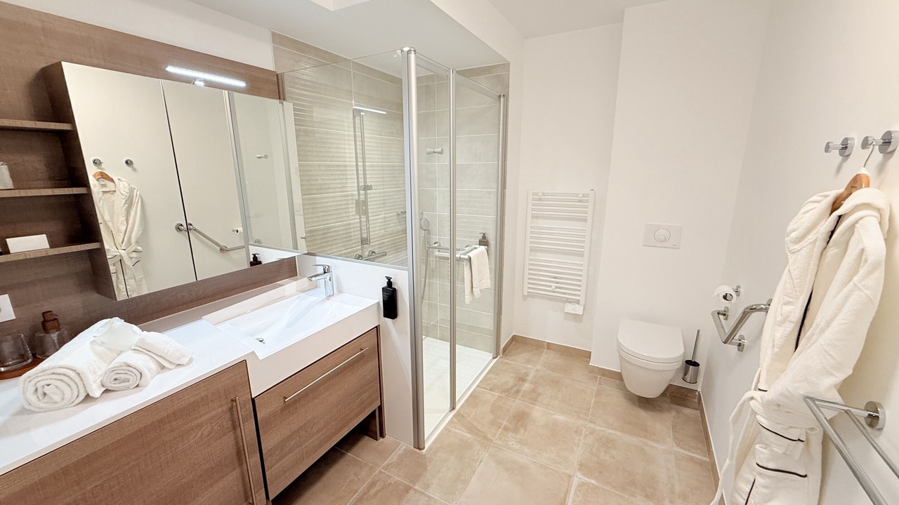 Photo of Bathroom in Aubenas