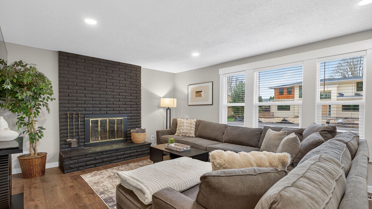 Photo of Livingroom in Aloha