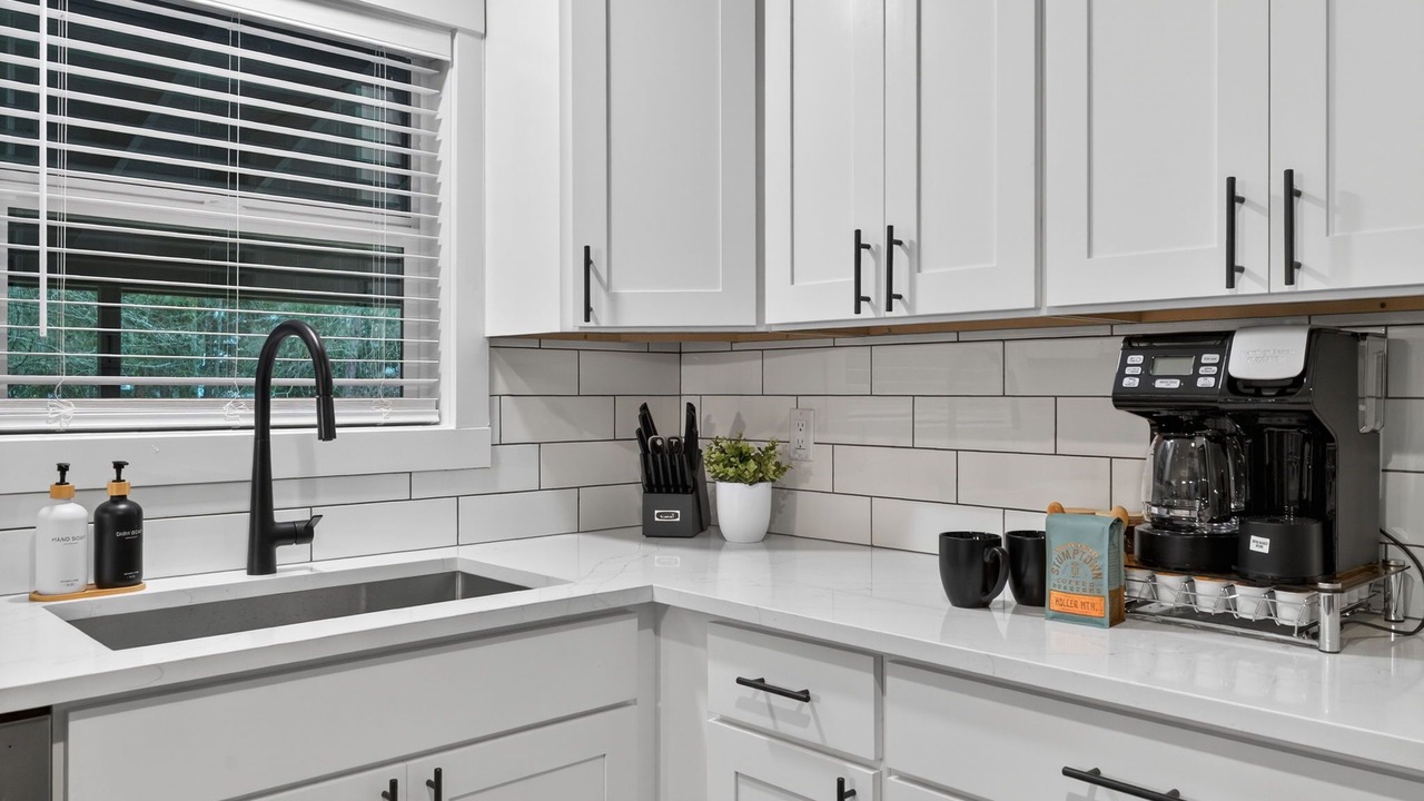 Photo of Kitchen in Aloha