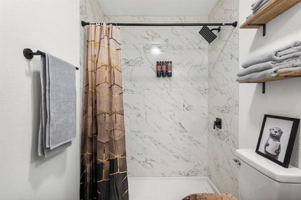 Photo of Bathroom in Cherrywood