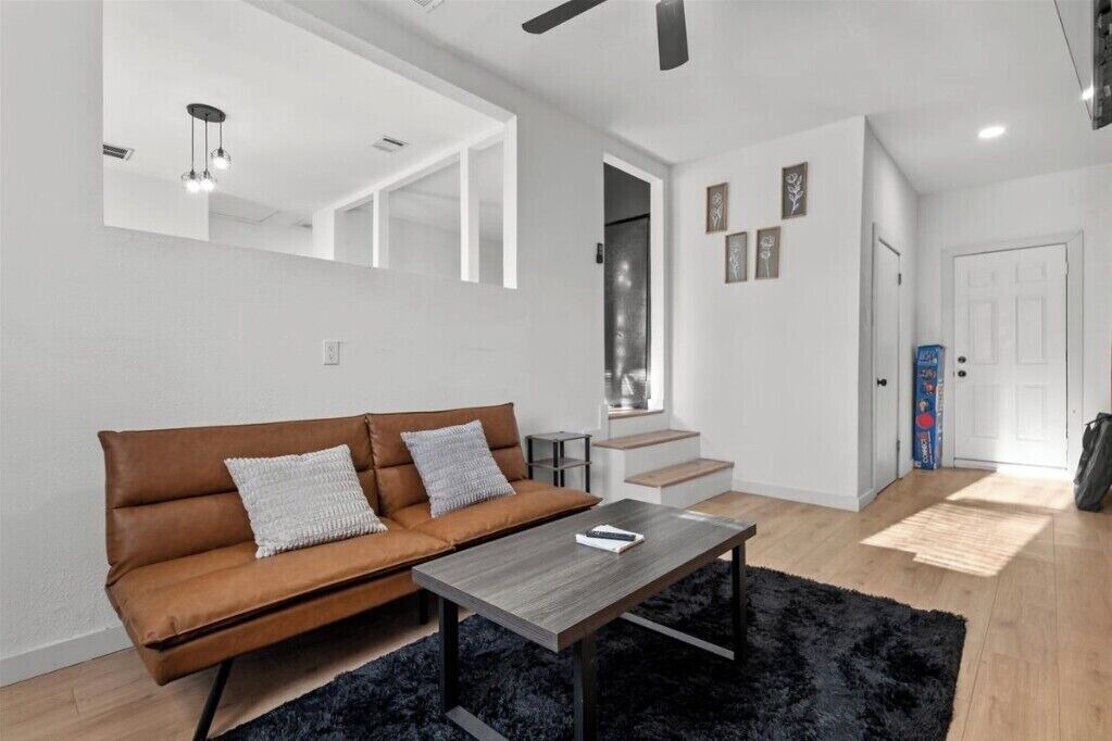 Photo of Livingroom in Cherrywood