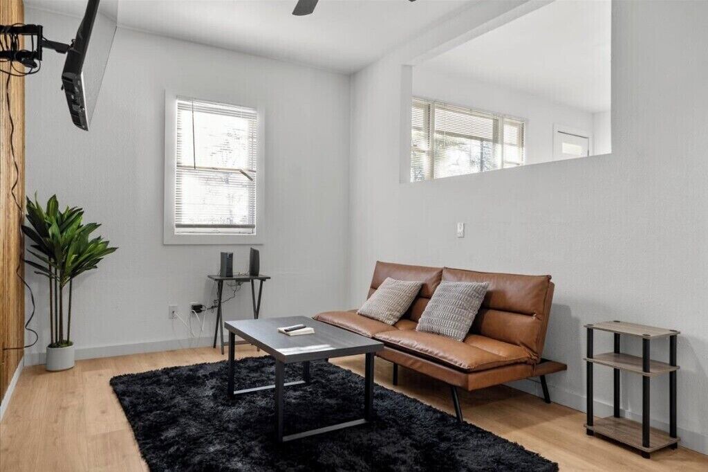 Photo of Livingroom in Cherrywood