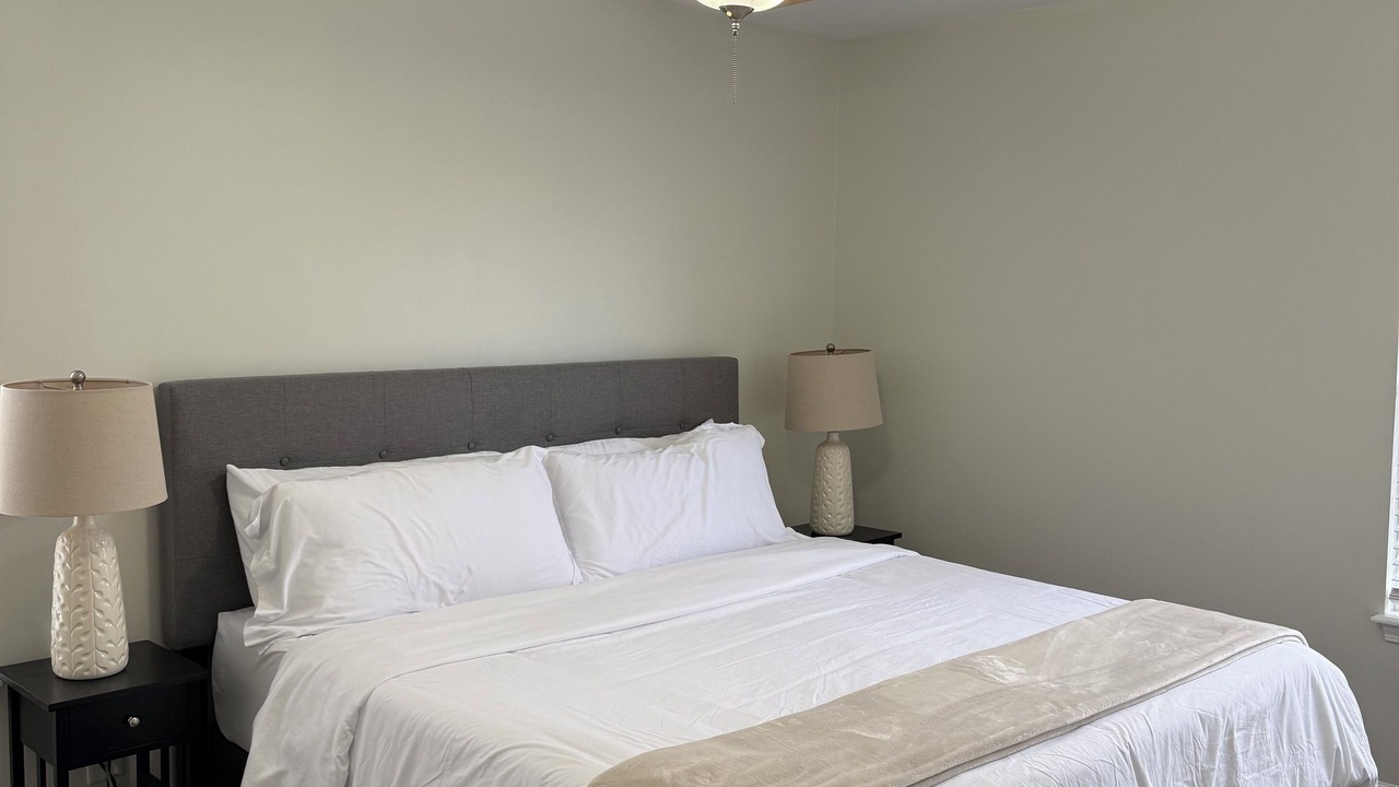 Photo of Bedroom in Elon