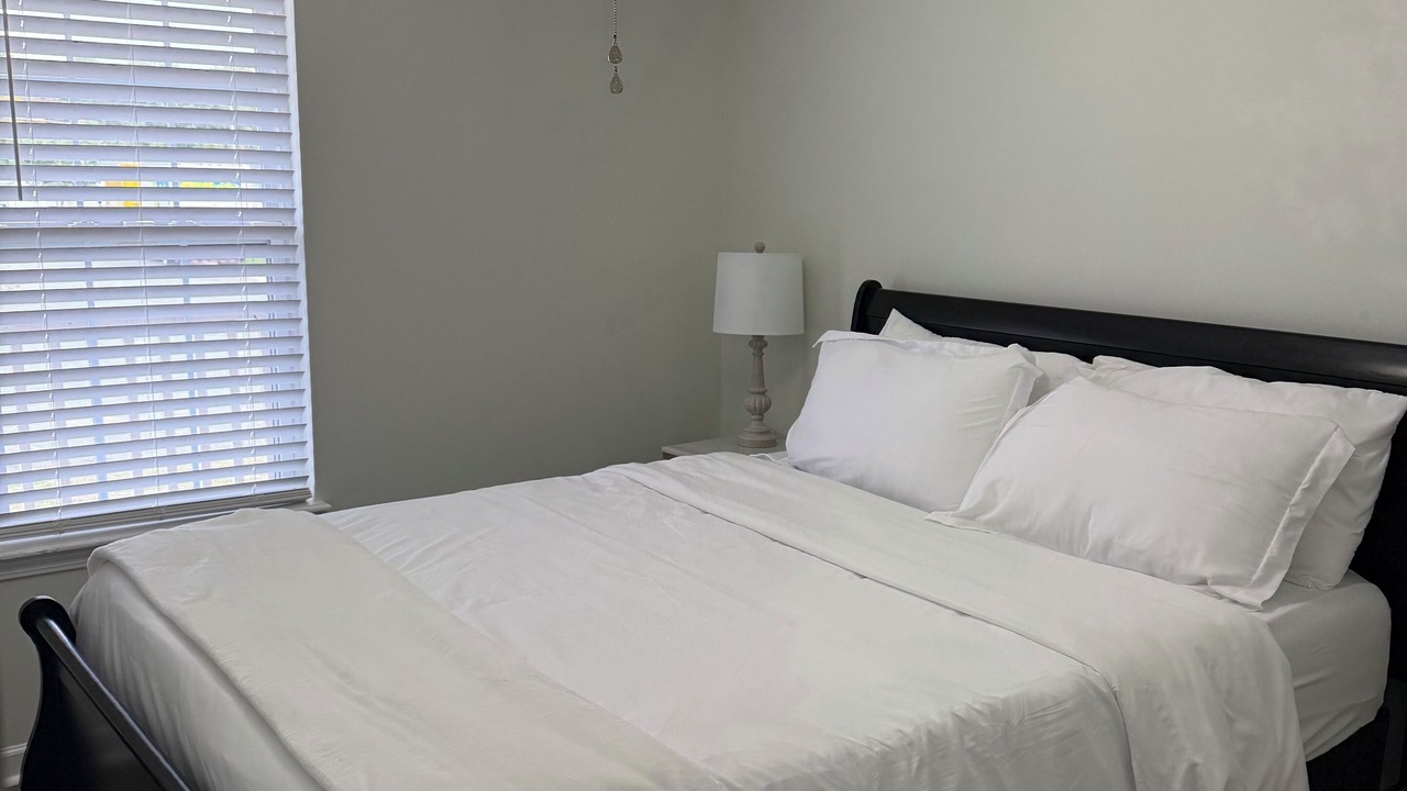 Photo of Bedroom in Elon