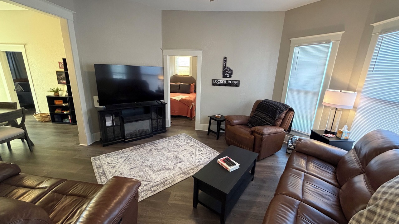 Photo of Livingroom in Warrensburg