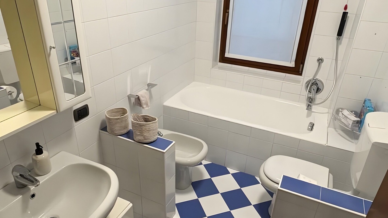 Photo of Bathroom in Saronno