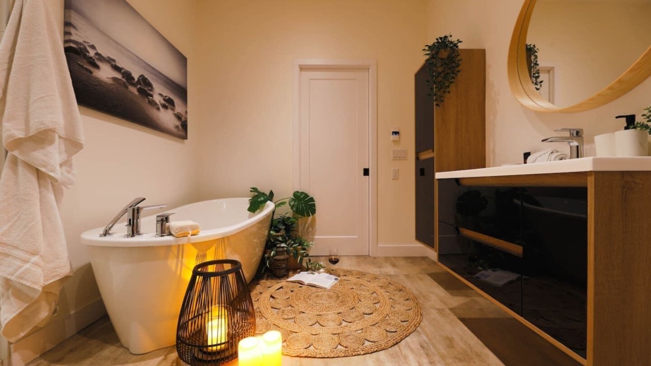 Photo of Bathroom in Argenteuil Regional County Municipality