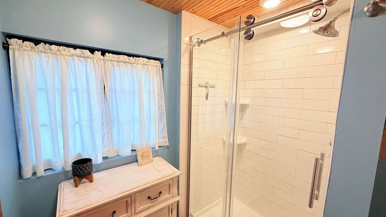 Photo of Bathroom in Camdenton