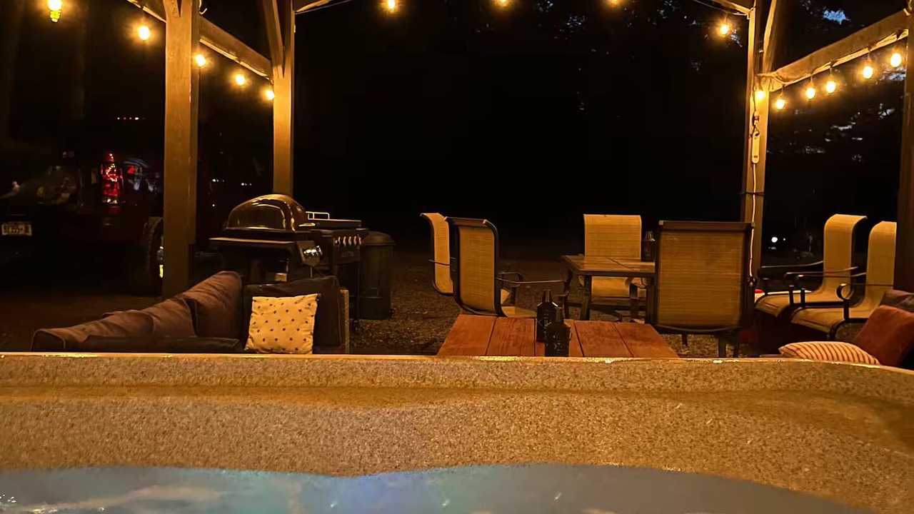 Photo of Outdoor in Mayfield
