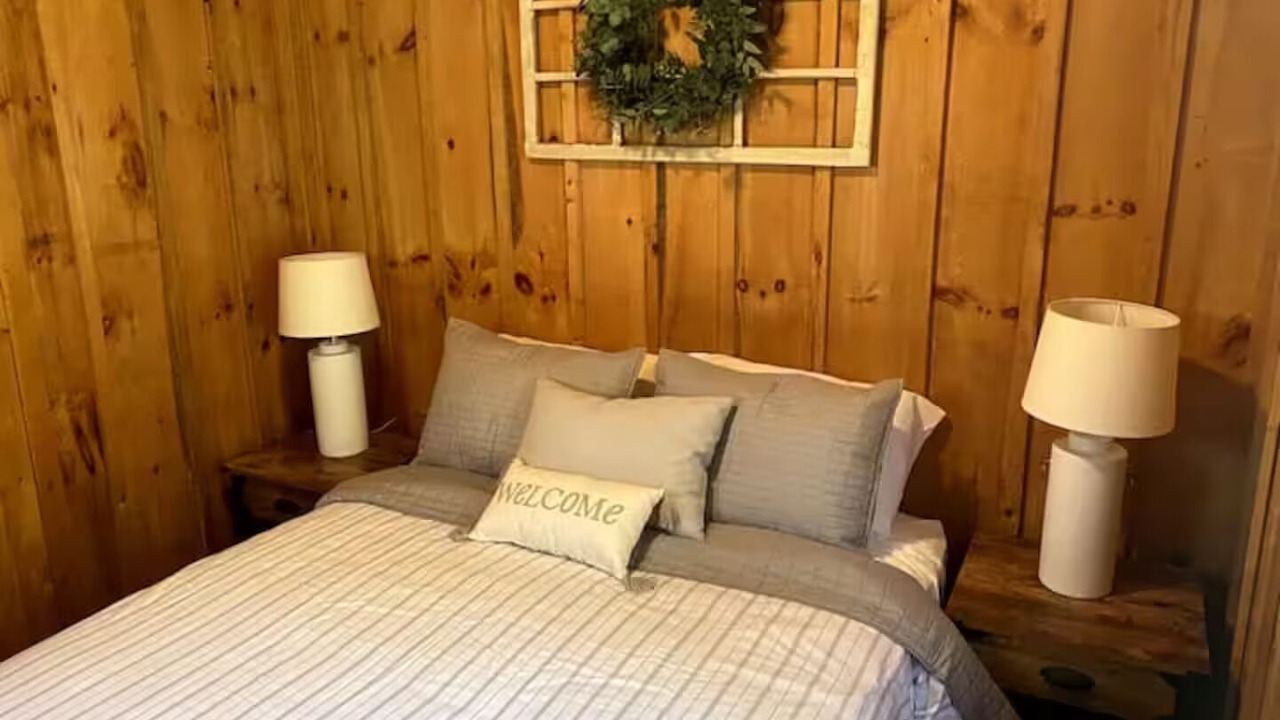 Photo of Bedroom in Mayfield