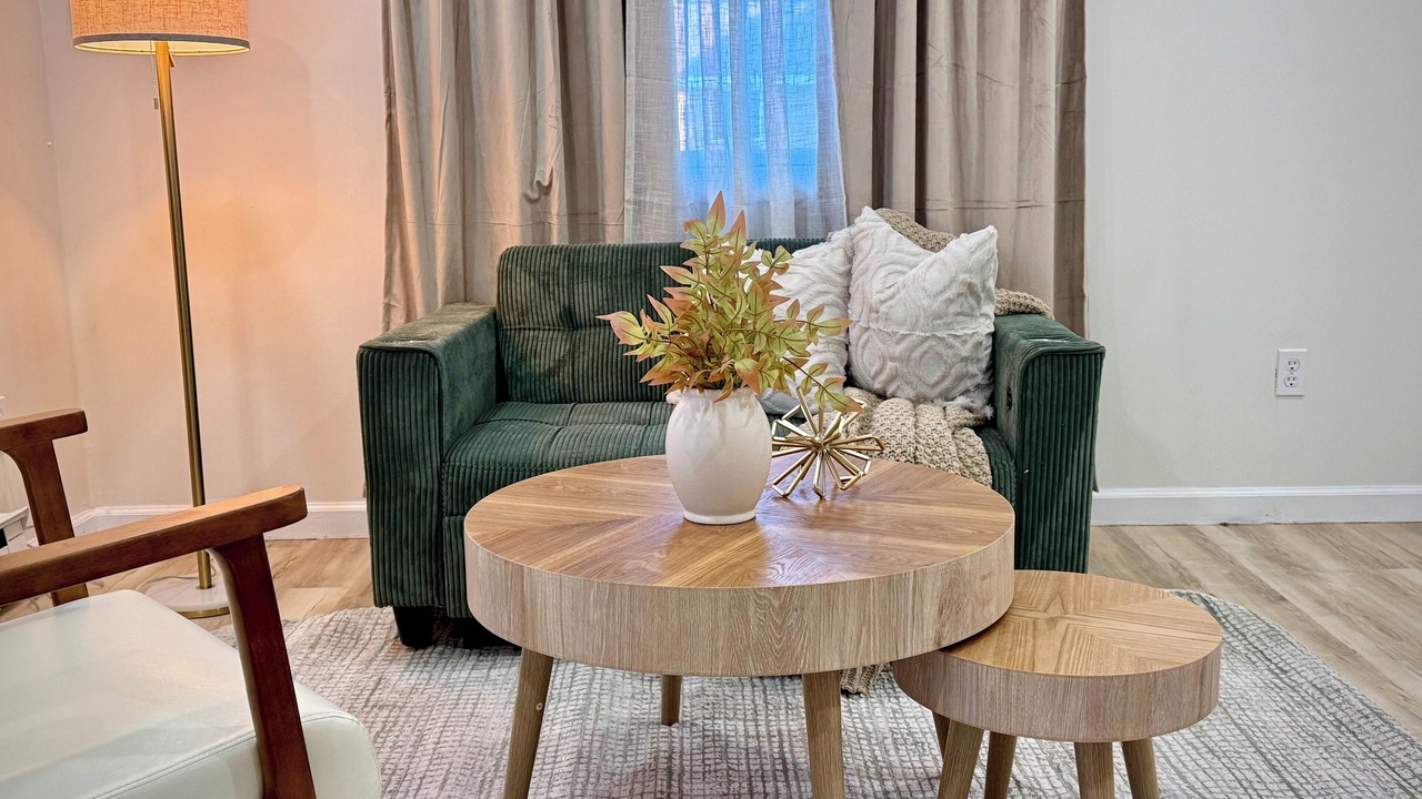 Photo of Livingroom in Utica