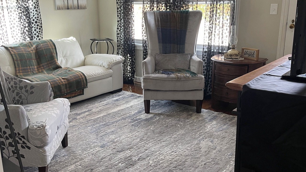 Photo of Livingroom in Auburn