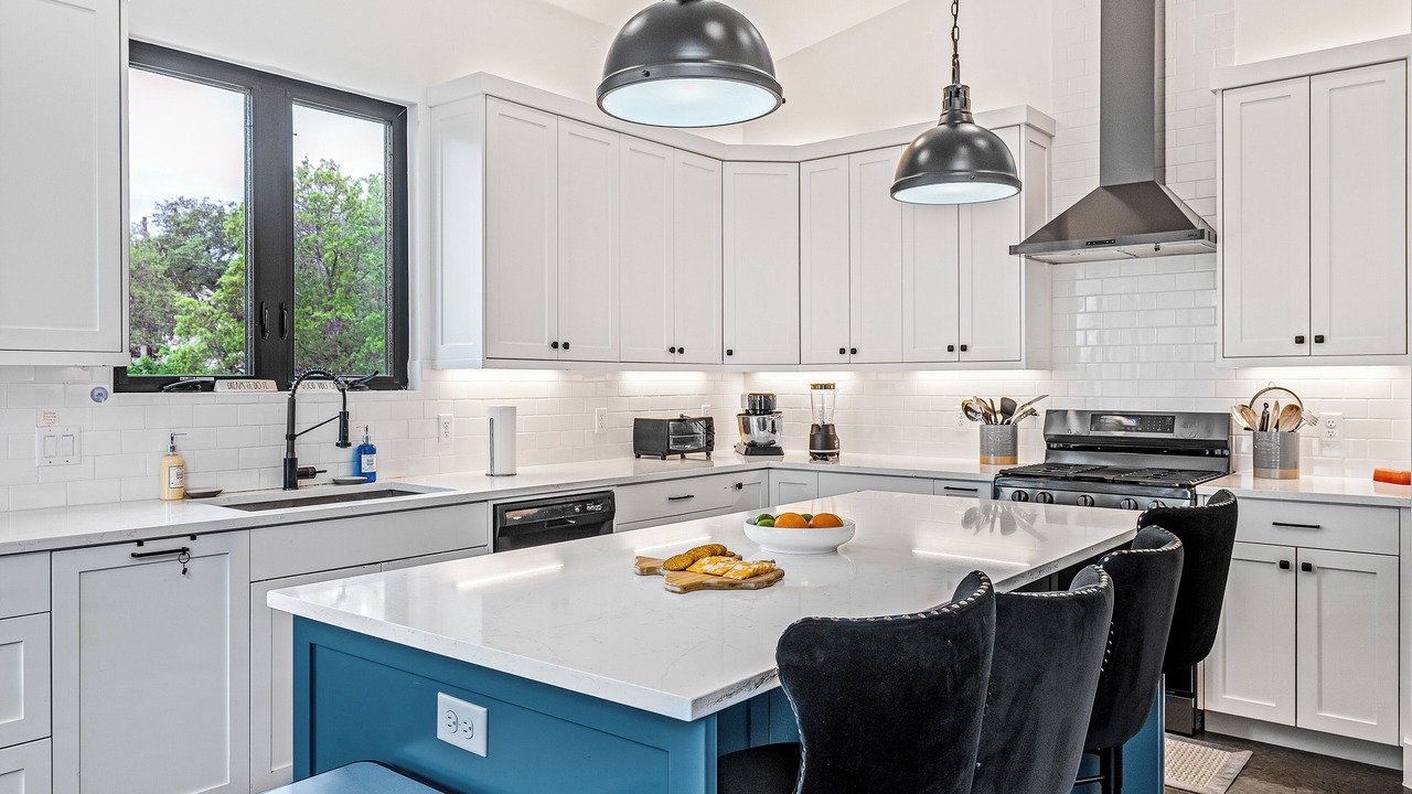 Photo of Kitchen in Apache Shores