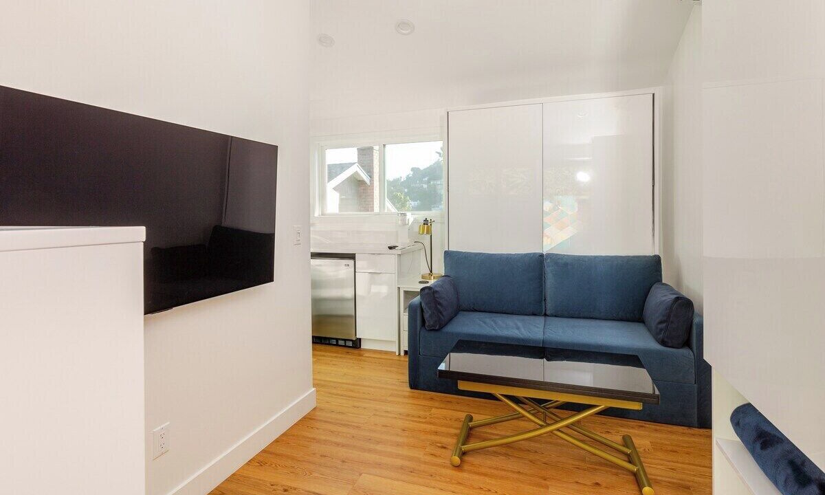 Photo of Livingroom in Silver Lake
