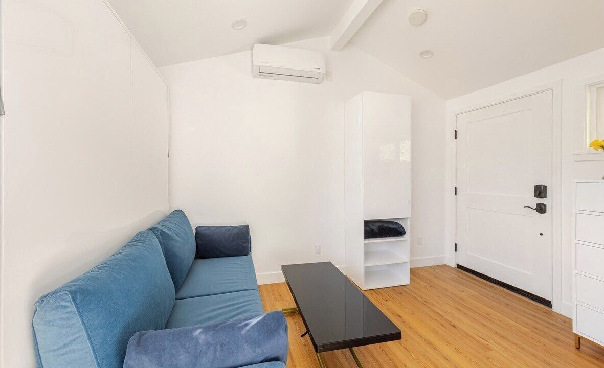 Photo of Livingroom in Silver Lake