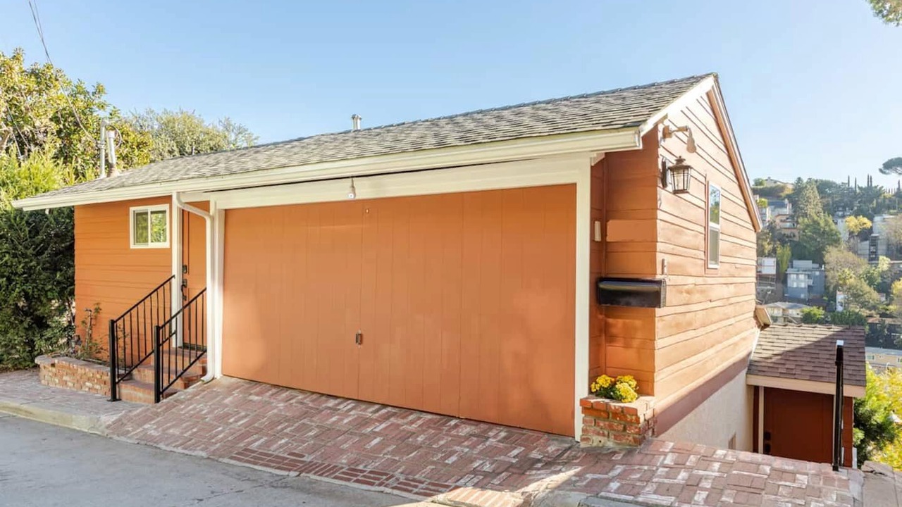 Photo of Outdoor in Silver Lake