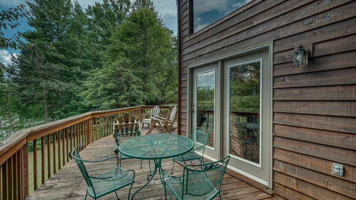 Photo of Outdoor in Hayesville
