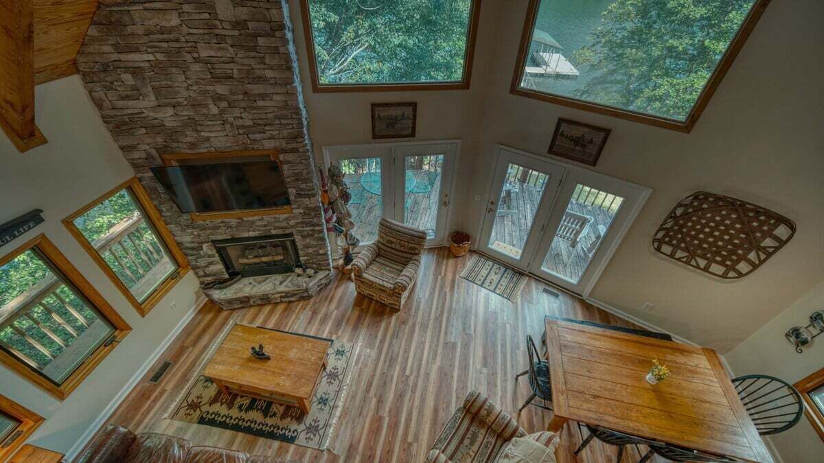 Photo of Livingroom in Hayesville