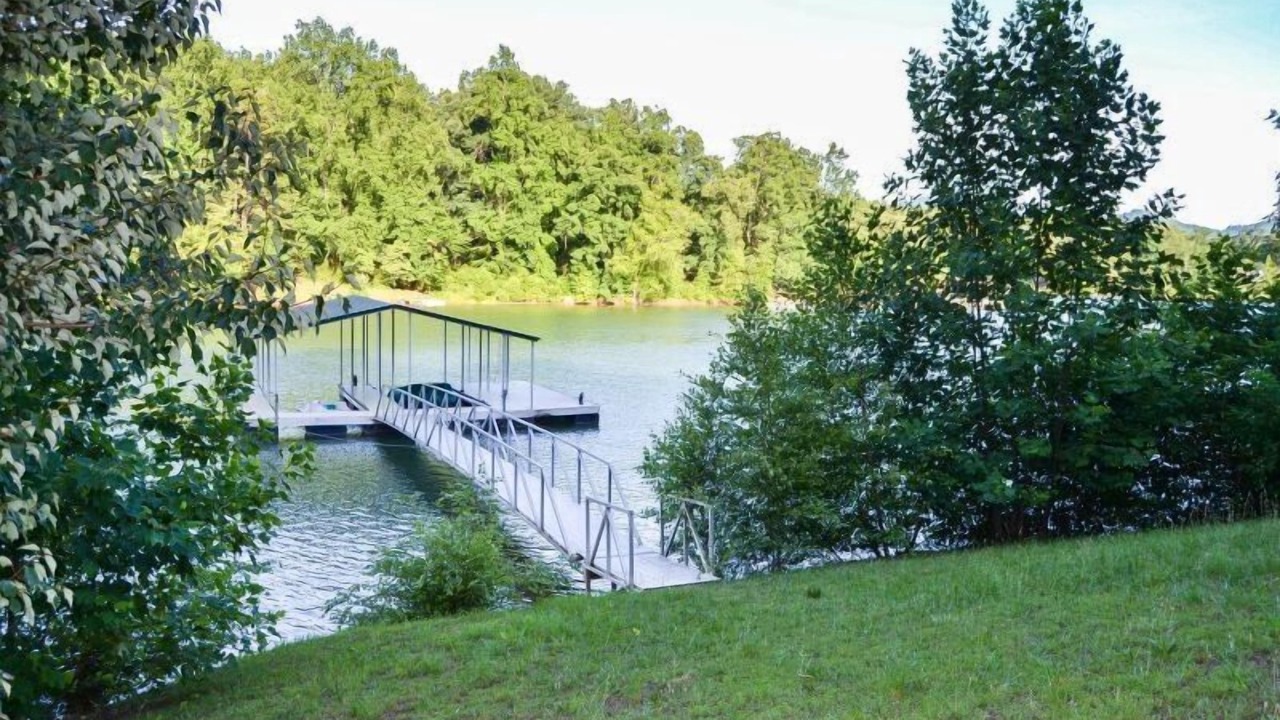 Photo of Others in Hayesville