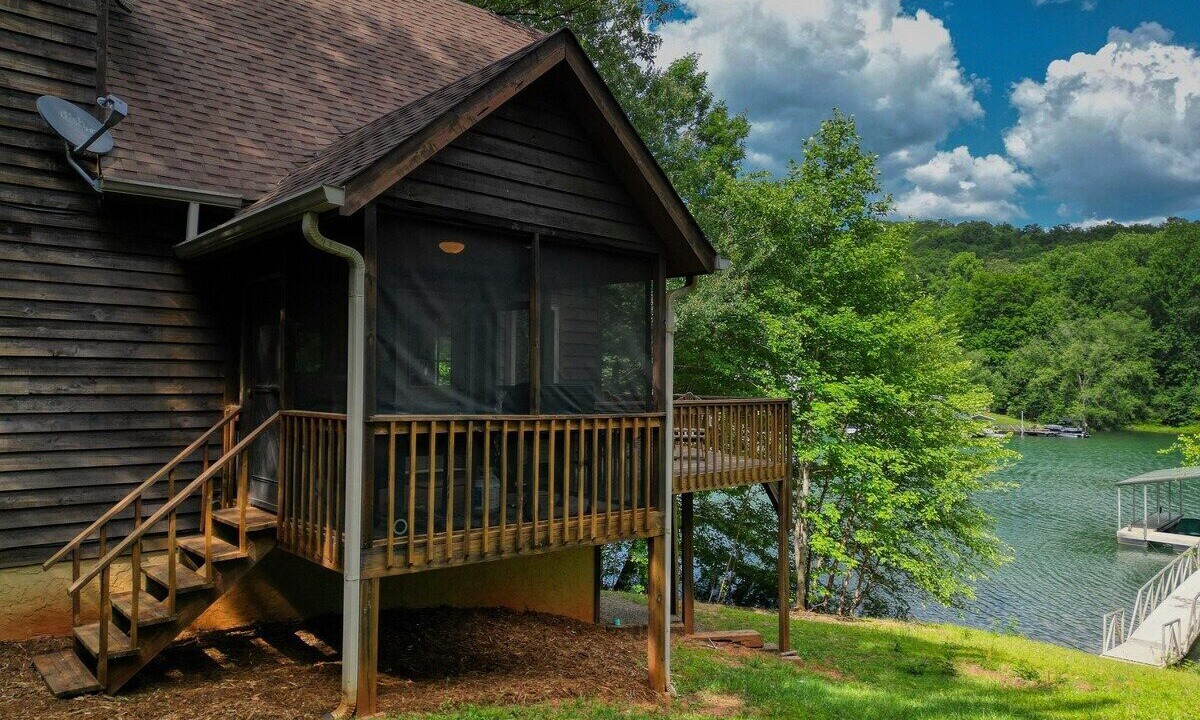 Photo of Outdoor in Hayesville