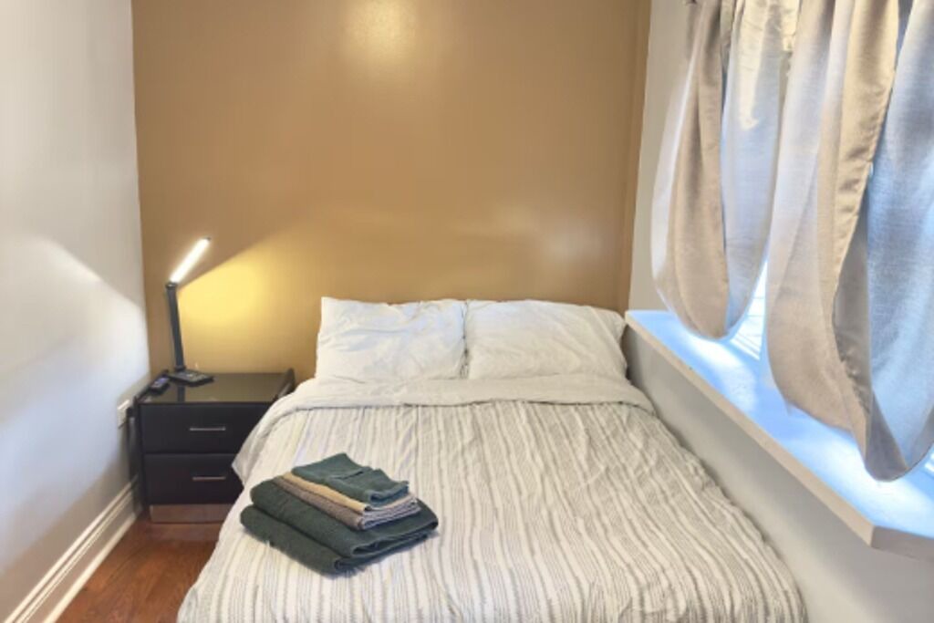 Photo of Bedroom in Heart of Chicago