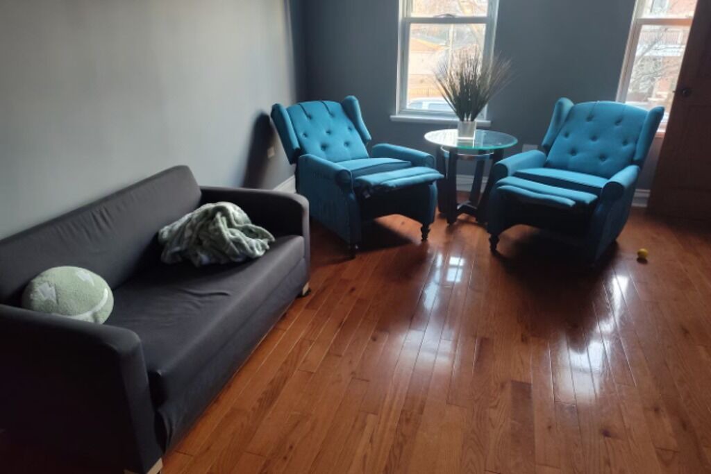 Photo of Livingroom in Heart of Chicago