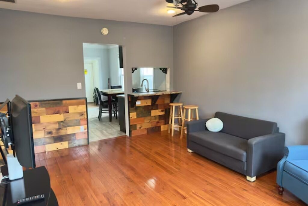 Photo of Livingroom in Heart of Chicago