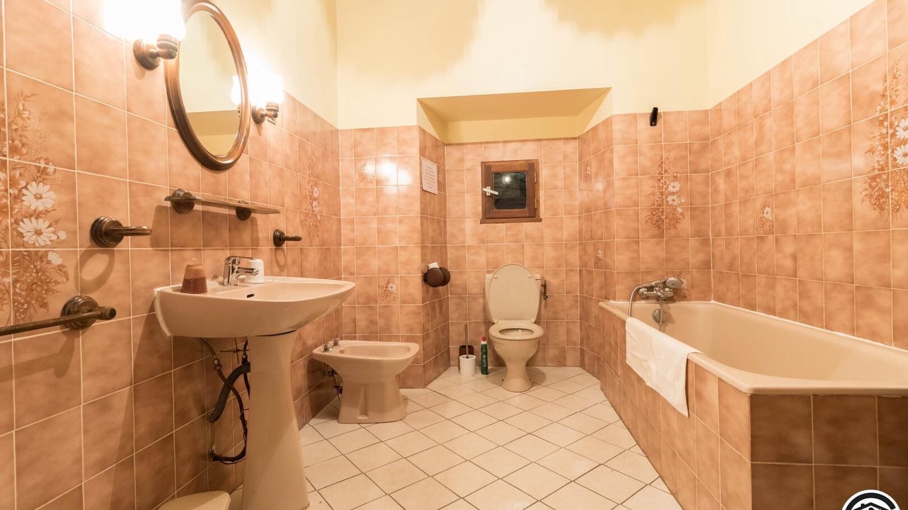 Photo of Bathroom in Saint-Julia