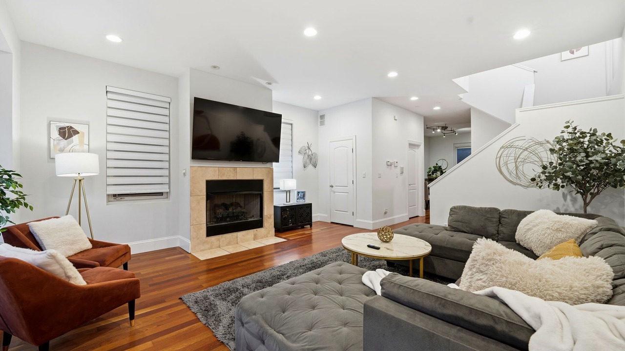 Photo of Livingroom in Wicker Park