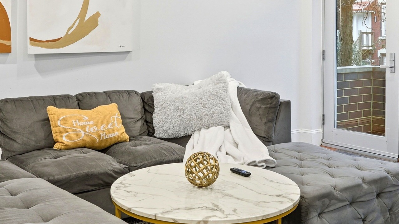 Photo of Livingroom in Wicker Park