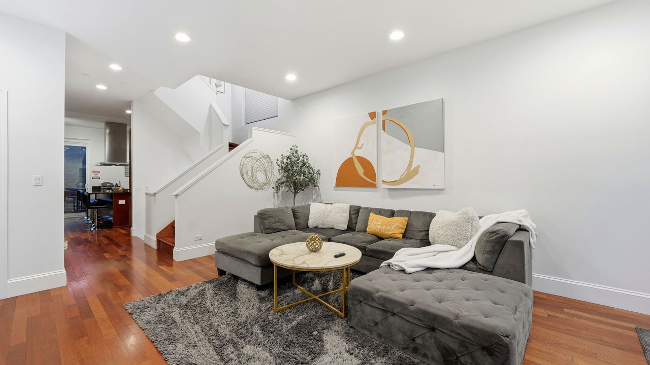 Photo of Livingroom in Wicker Park