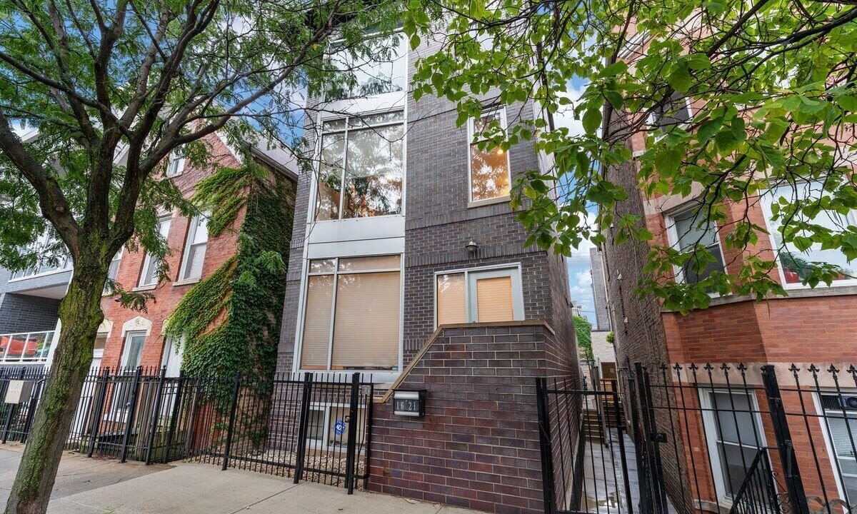 Photo of Outdoor in Wicker Park