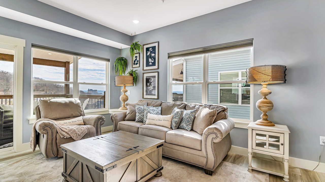 Photo of Livingroom in Table Rock