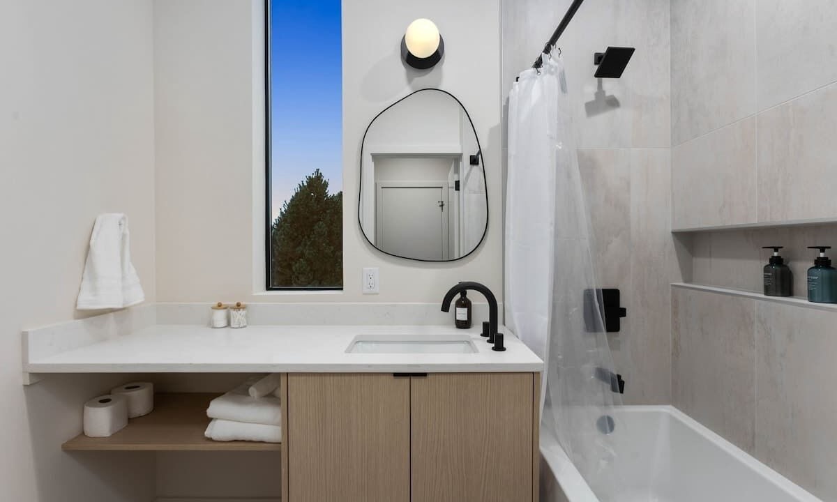 Photo of Bathroom in Crown Hill