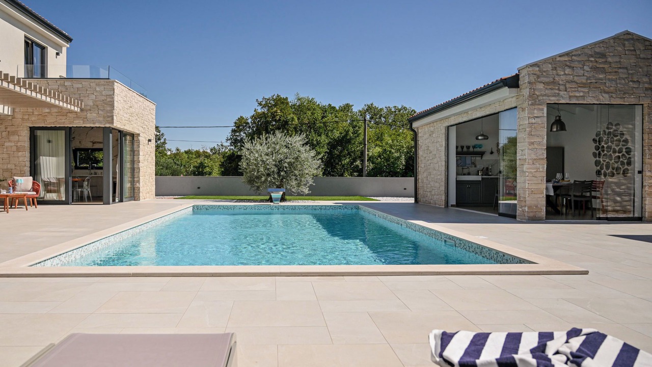 Photo of Outdoor in Kras