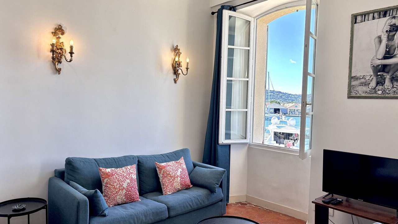 Photo of Livingroom in Old Town