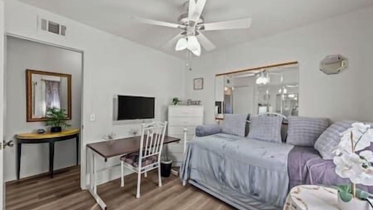 Photo of Bedroom in San Jacinto