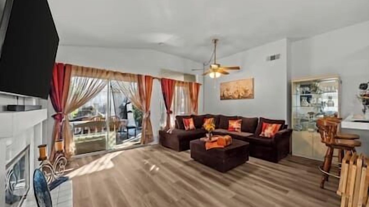 Photo of Livingroom in San Jacinto