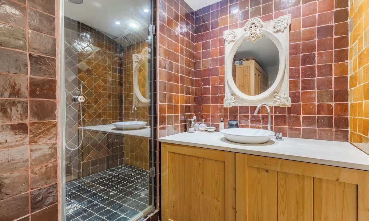 Photo of Bathroom in Neuilly-sur-Seine
