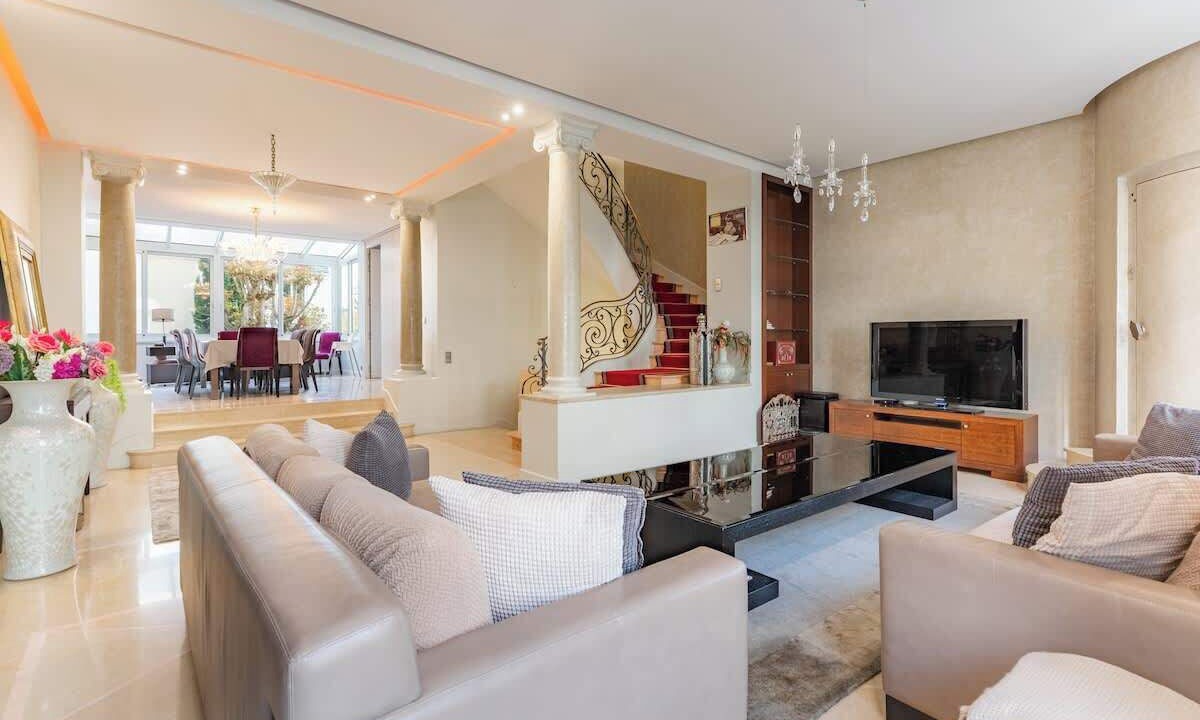 Photo of Livingroom in Neuilly-sur-Seine