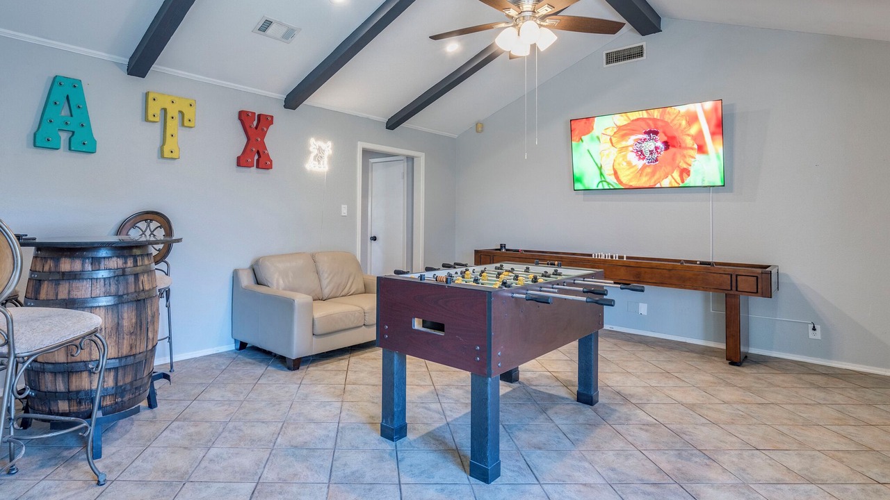 Photo of Bedroom in North Austin Civic Association