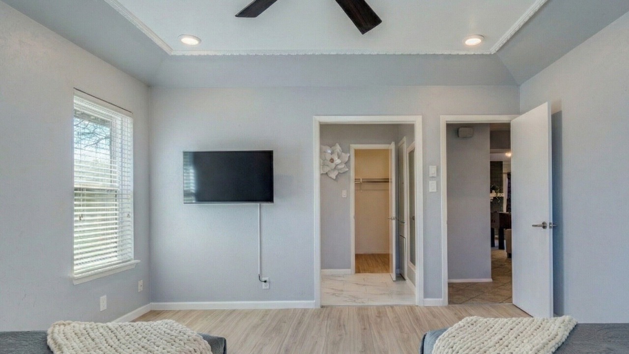 Photo of Bedroom in North Austin Civic Association
