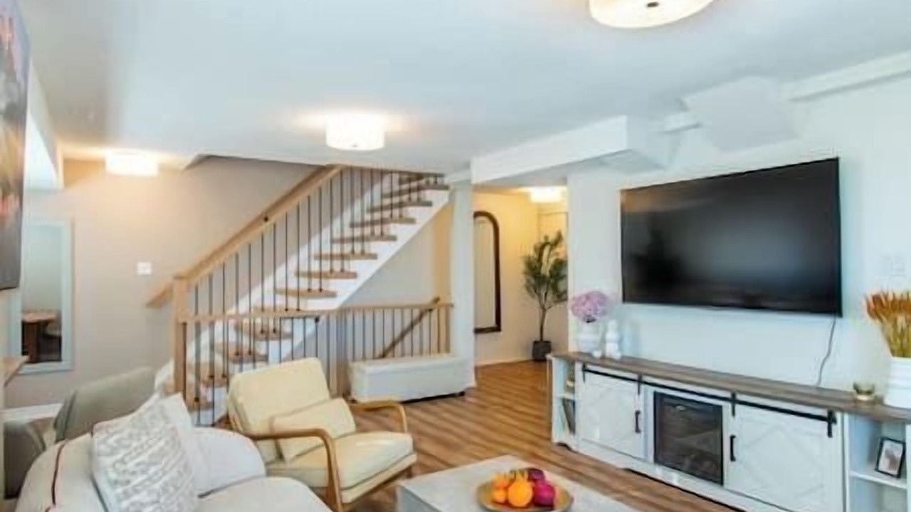 Photo of Livingroom in Barrie