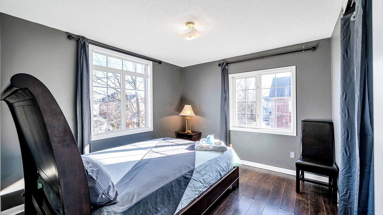 Photo of Bedroom in Ajax