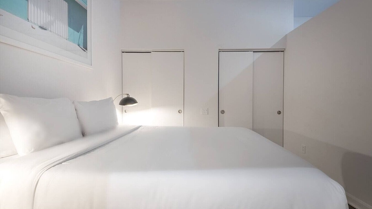 Photo of Bedroom in International District