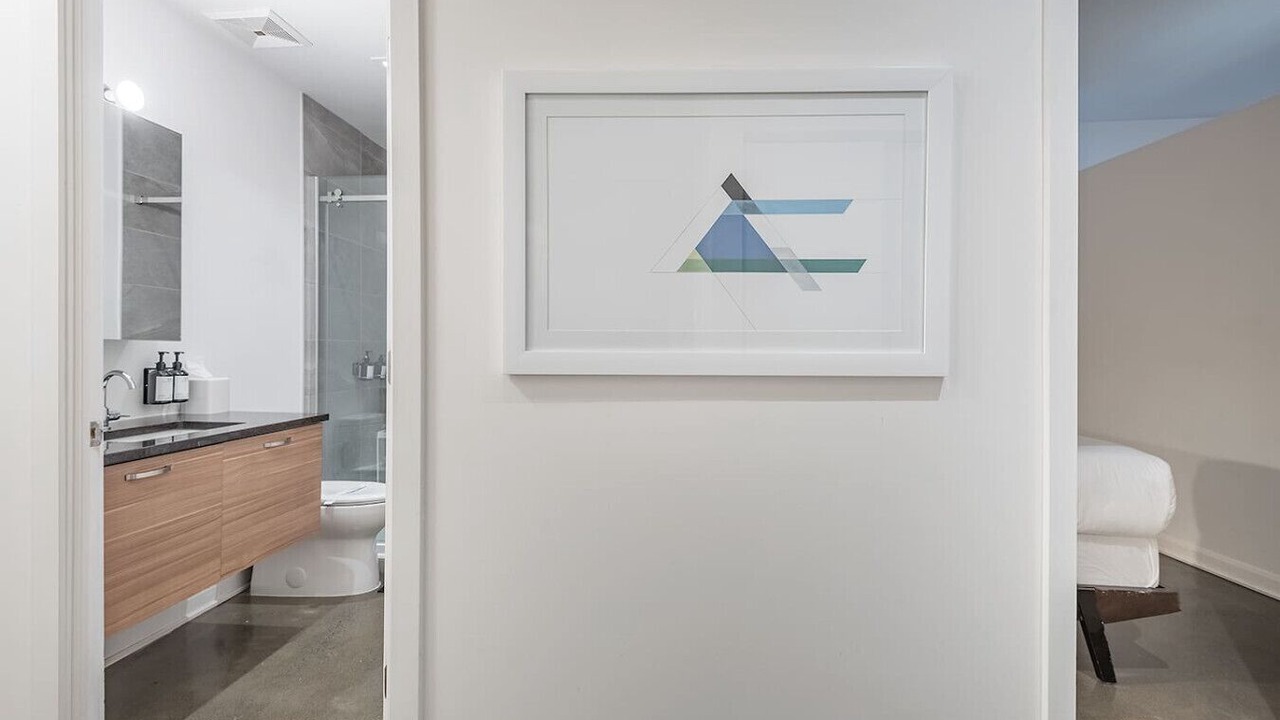 Photo of Bathroom in International District
