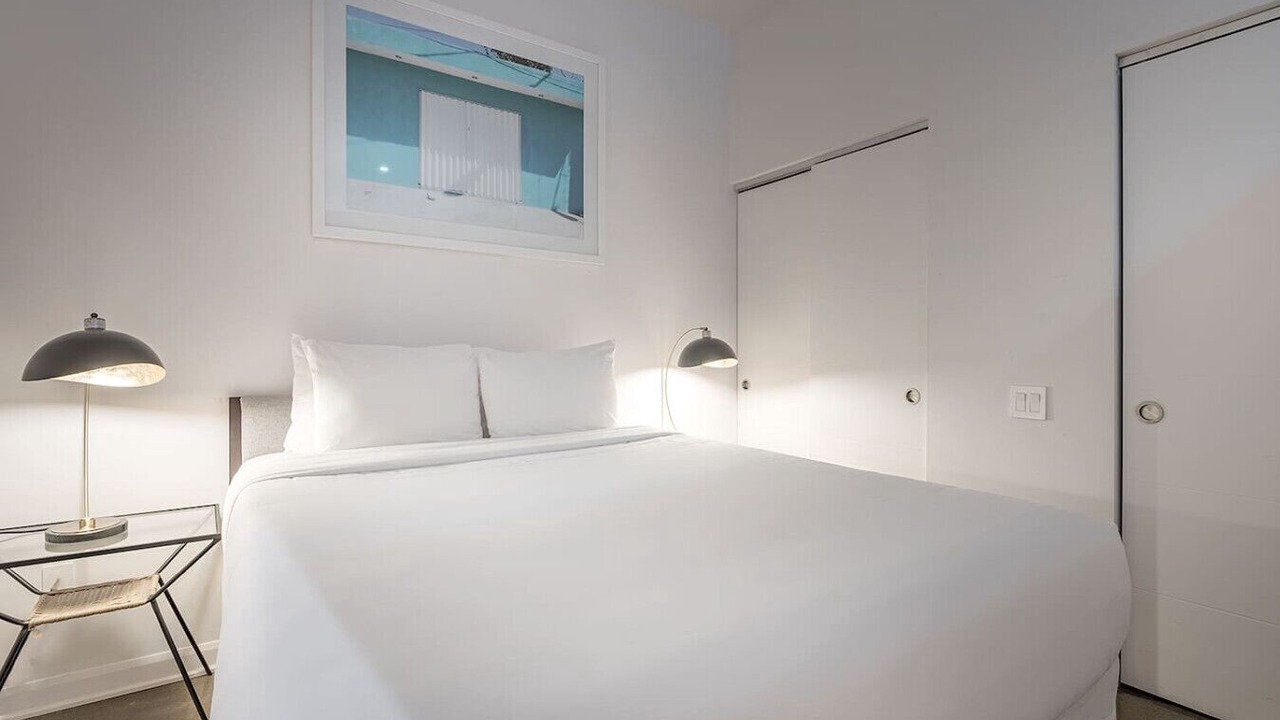 Photo of Bedroom in International District