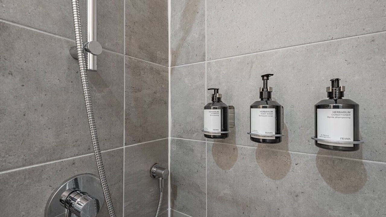 Photo of Bathroom in International District