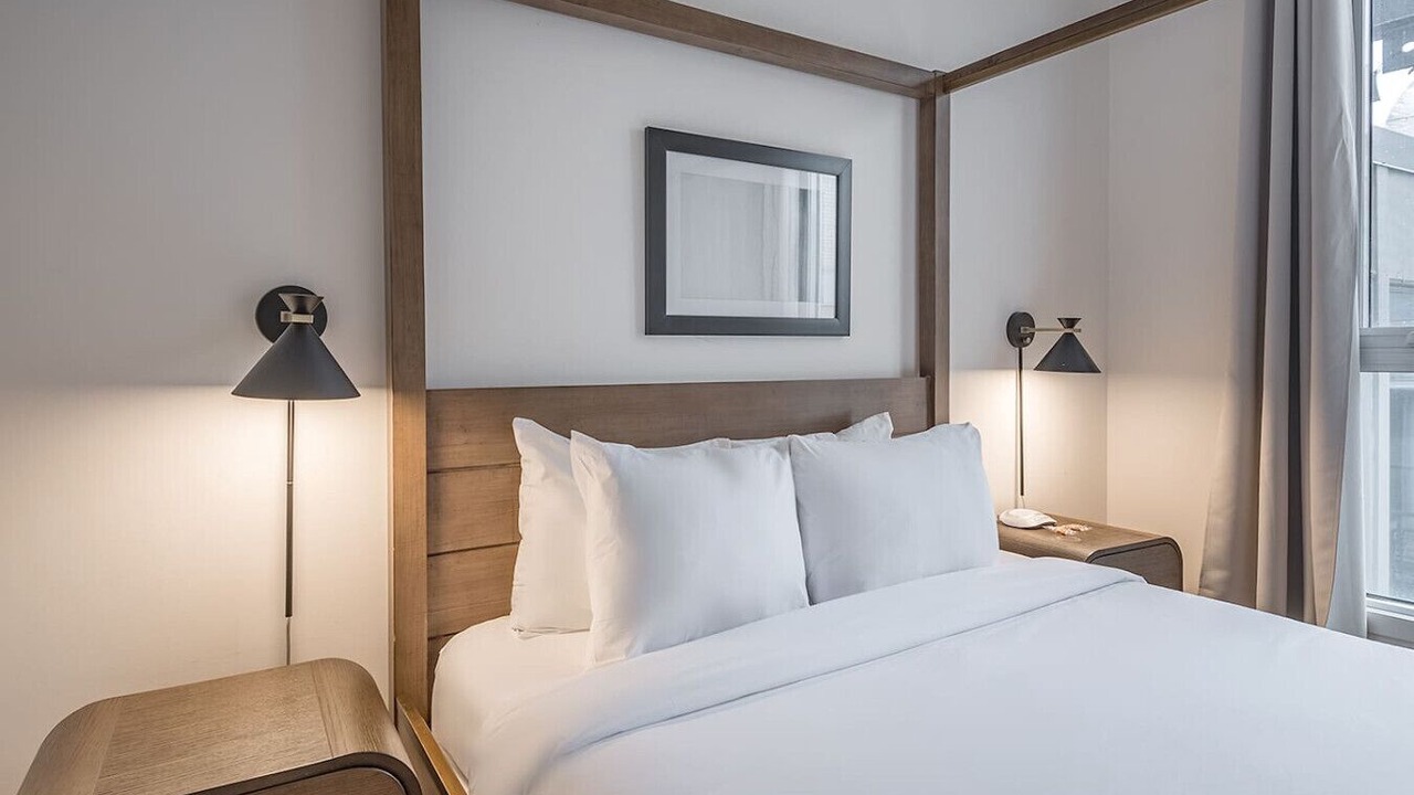 Photo of Bedroom in International District
